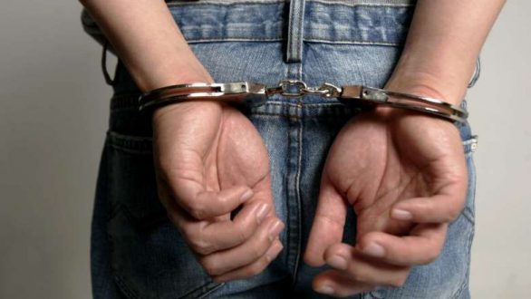 Συνελήφθη 20χρονος για διάρρηξη αυτοκινήτου στην Ορεστιάδα