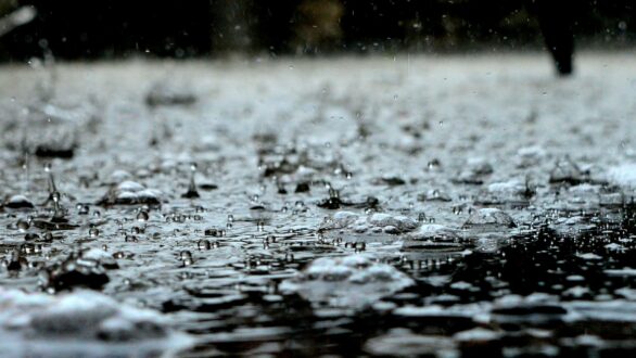Νεφώσεις παροδικά αυξημένες με τοπικές βροχές σήμερα στη Θράκη